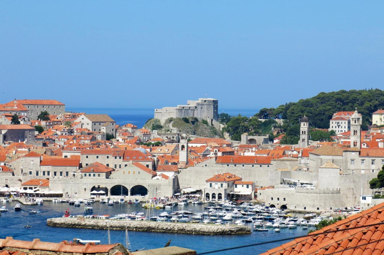 Sunset Over The Dubrovnik'S Old Town Esterno foto